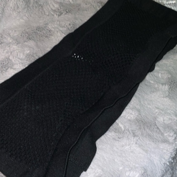 3 Bandeau Tops - Picture 4 of 6